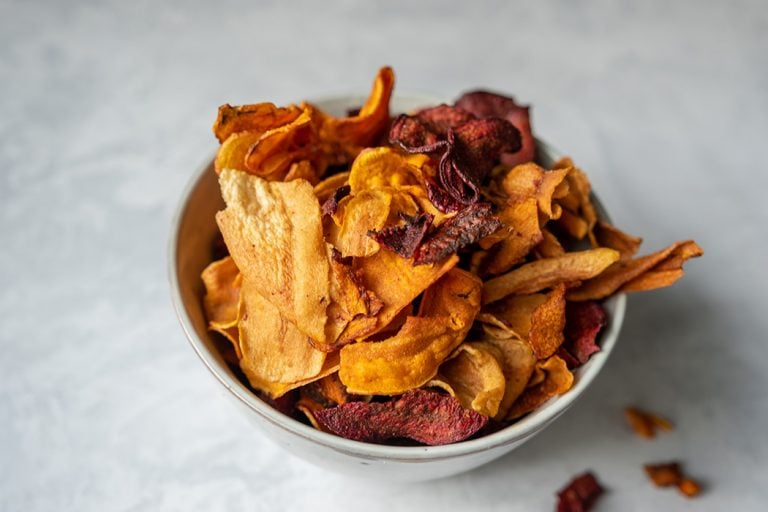 Gemüsechips selber machen – ohne schlechtes Gewissen snacken