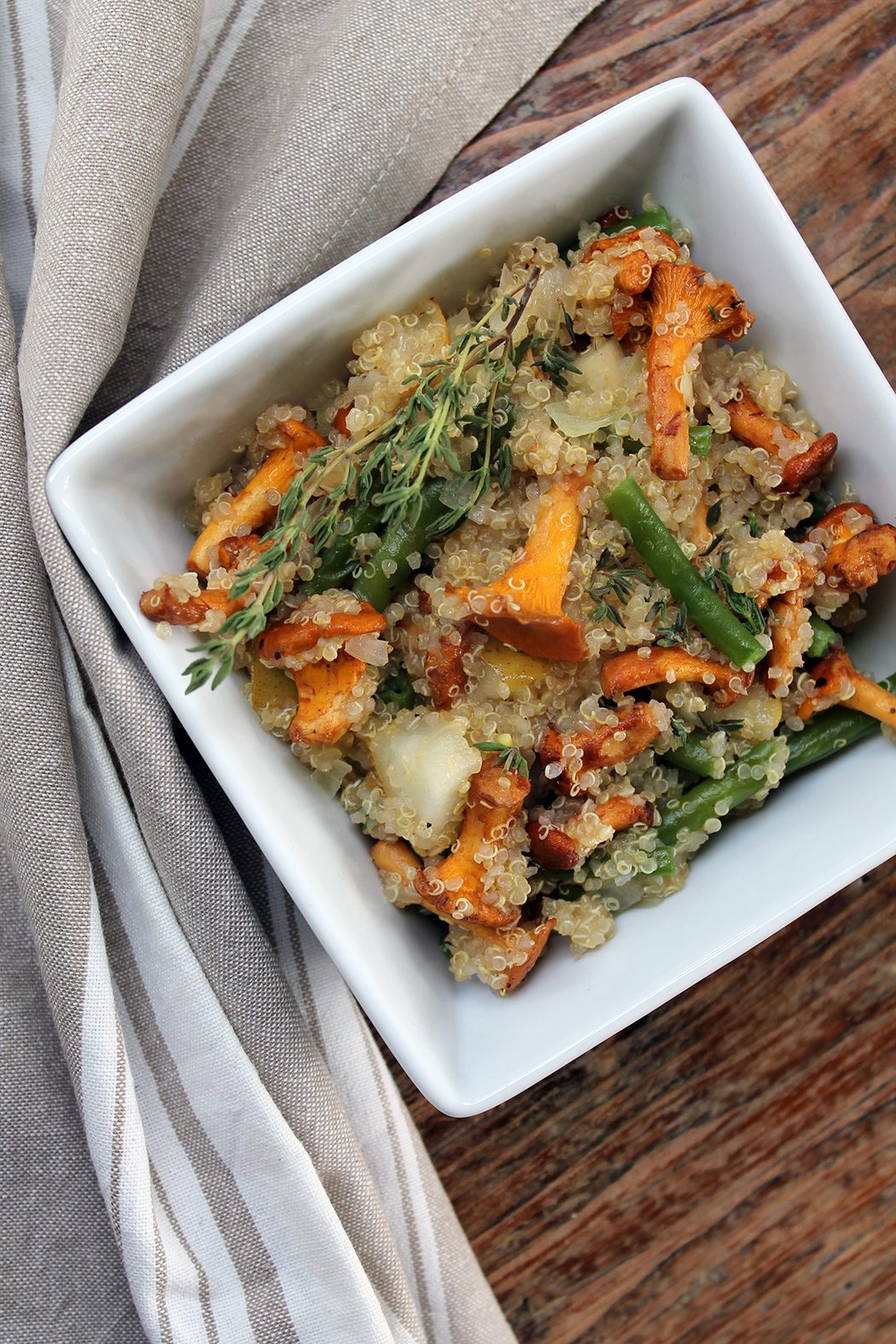 Quinoa Pfanne mit Pfifferlingen und Bohnen