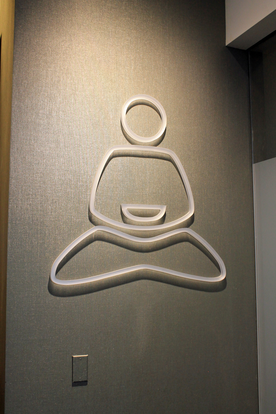 Yoga Romm SFO Airport2