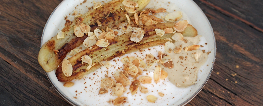 Rezept: Porridge mit gebratener Zimt-Banane und Kokosjoghurt - Projekt ...