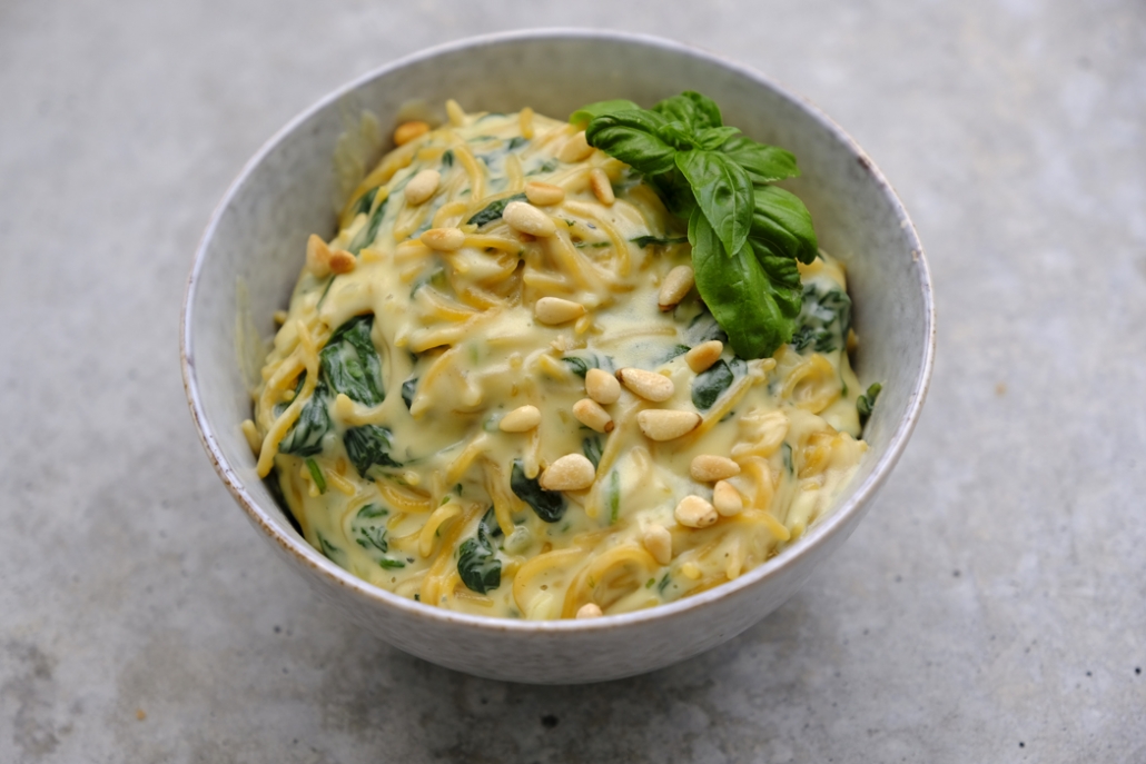 Rezept: One Pot Pasta Spinat-Gorgonzola (nur 20 Minuten!) - Projekt ...