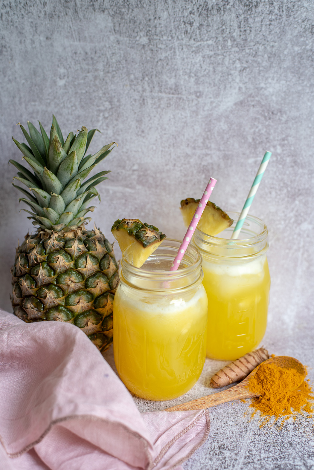 Ananas Kurkuma Limonade Perfekt für den Sommer 01