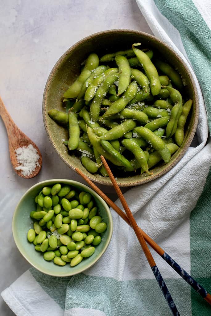 Edamame mit Meersalz
