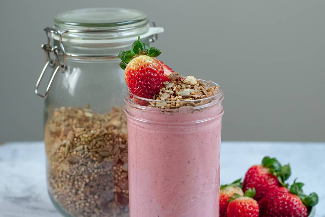 Rezept für Erdbeerjoghurt ohne Zucker mit nur 3 Zutaten