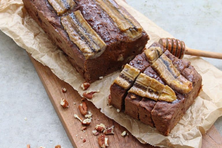 Schoko-Banana Bread mit Pekannüssen