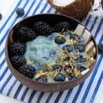 Blaue Nicecream mit Spirulina