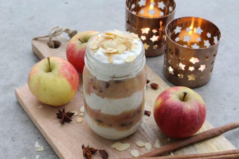 Bratapfel-Schichtdessert