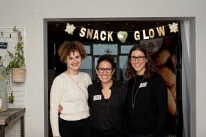 California Almonds Snack Glow Event01