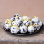 Energy Balls Kokos-Zitrone mit Cranberrys