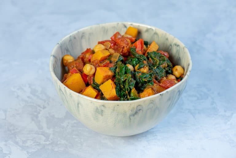 Kürbis-Curry mit Kichererbsen und Spinat