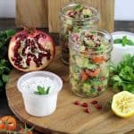 Quinoa-Tabouleh mit Granatapfel & Minzjoghurt
