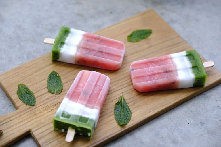 Wassermelonen-Popsicles mit Kokos und Grünem Smoothie