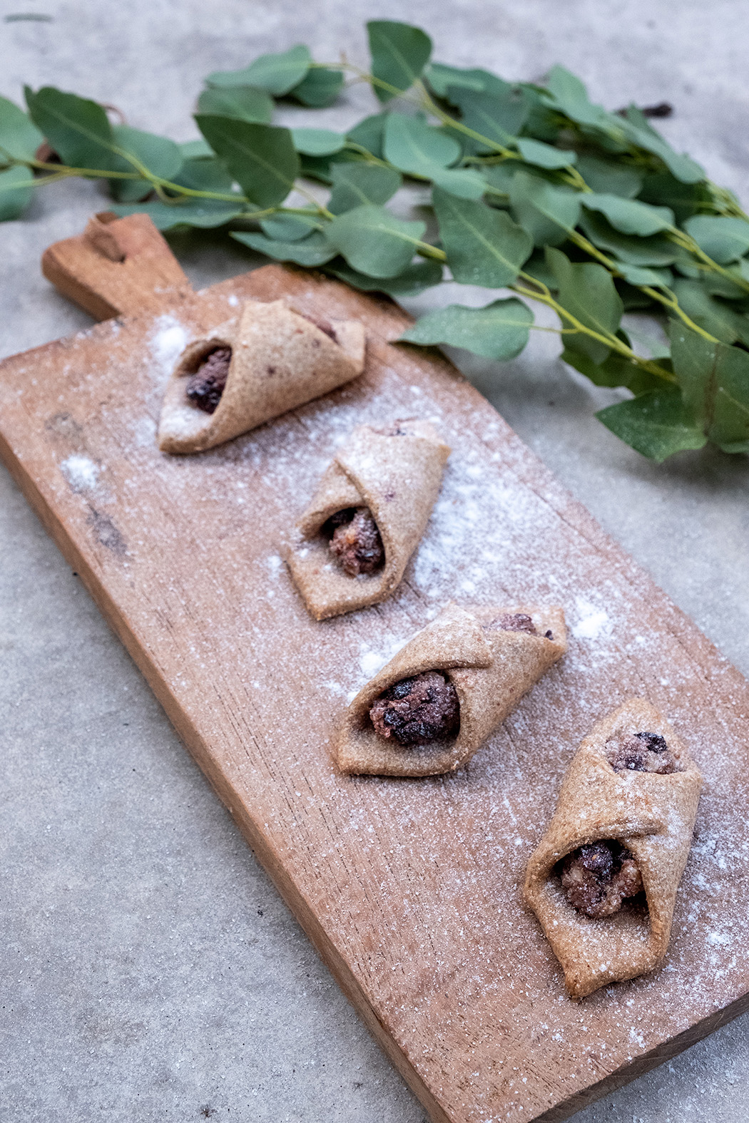 Mandelkekse mit Chia Samen und getrockneten Sauerkirschen02