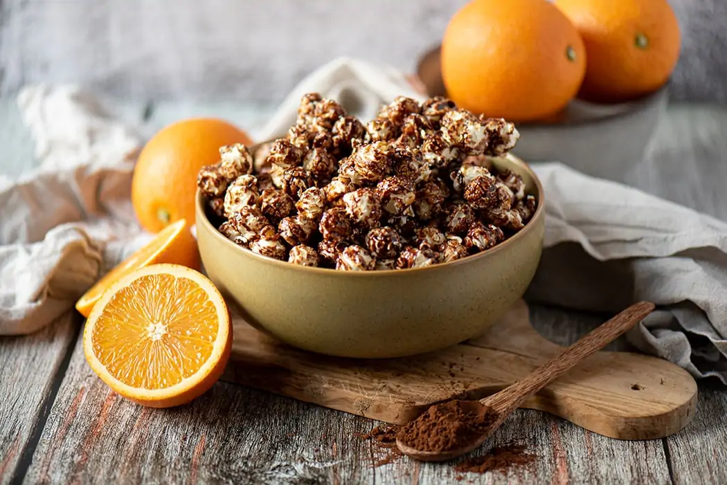 Rezept für Schoko-Orangen-Popcorn mit Puffmais aus den USA: natürlich und frei von Gentechnik | 3 Schoko Orangen Popcorn01
