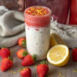 Bircher-Müsli mit Erdbeerpüree