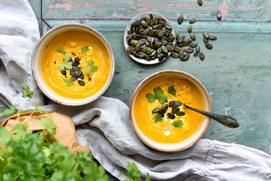 Kürbissuppe mit Ingwer, Orange und Kokosmilch