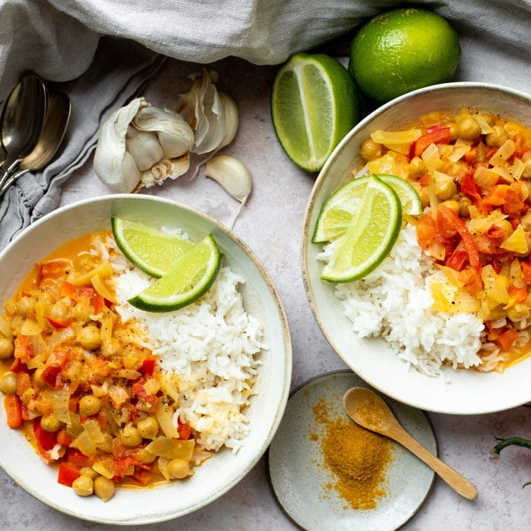 Kichererbsen Curry mit Kokosmilch