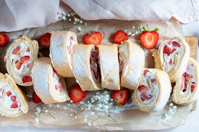 Erdbeer-Biskuit-Rolle02